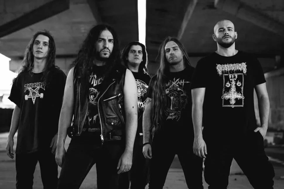 Мерч Exarsis с винилом Sentenced to Life и фирменными футболками