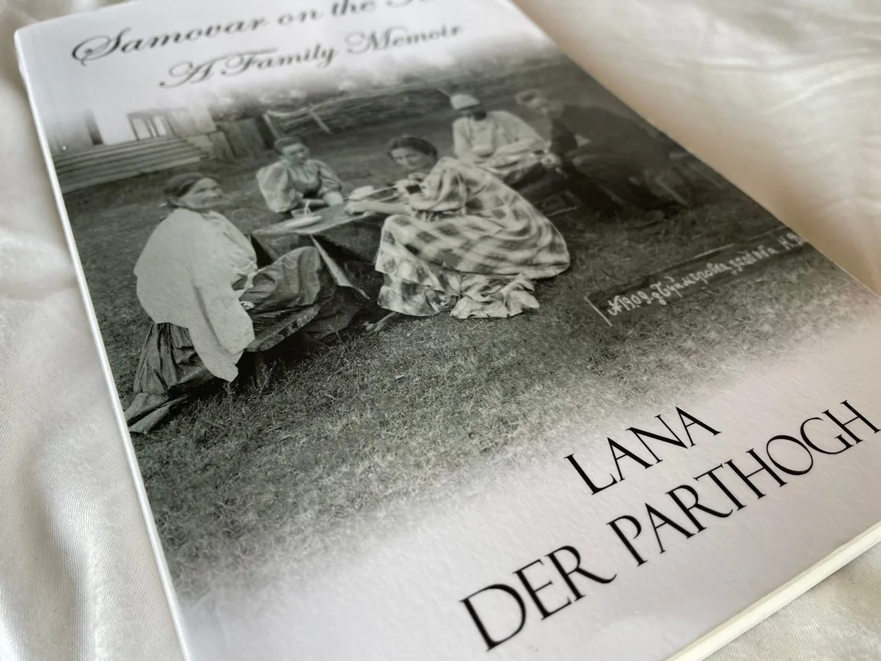 Лана дер Партог — автор книги о русских белоэмигрантах и своей жизни на Кипре «Самовар на столе»