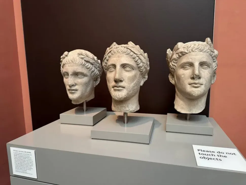 Информационная панель «Coins of the kingdoms 530–310 BC» с картой и монетами