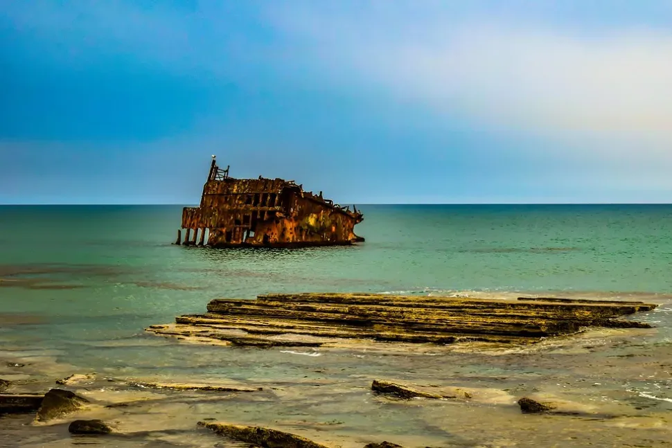 Shipwreck, Sea, Coast, Rocky, Wreck, Wreckage, Rusty