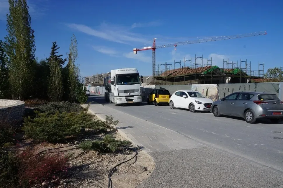 Отремонтированные корпуса и стройплощадка жилого сектора курорта