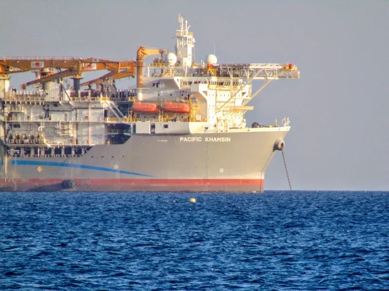Экран трекинга с карточкой судна PACIFIC KHAMSIN у Лимассола