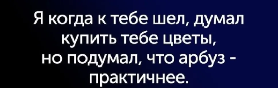 Женщина держит веер купюр, мужчина в полураздетом виде улыбается рядом Женщина держит веер купюр, мужчина в полураздетом виде улыбается рядом