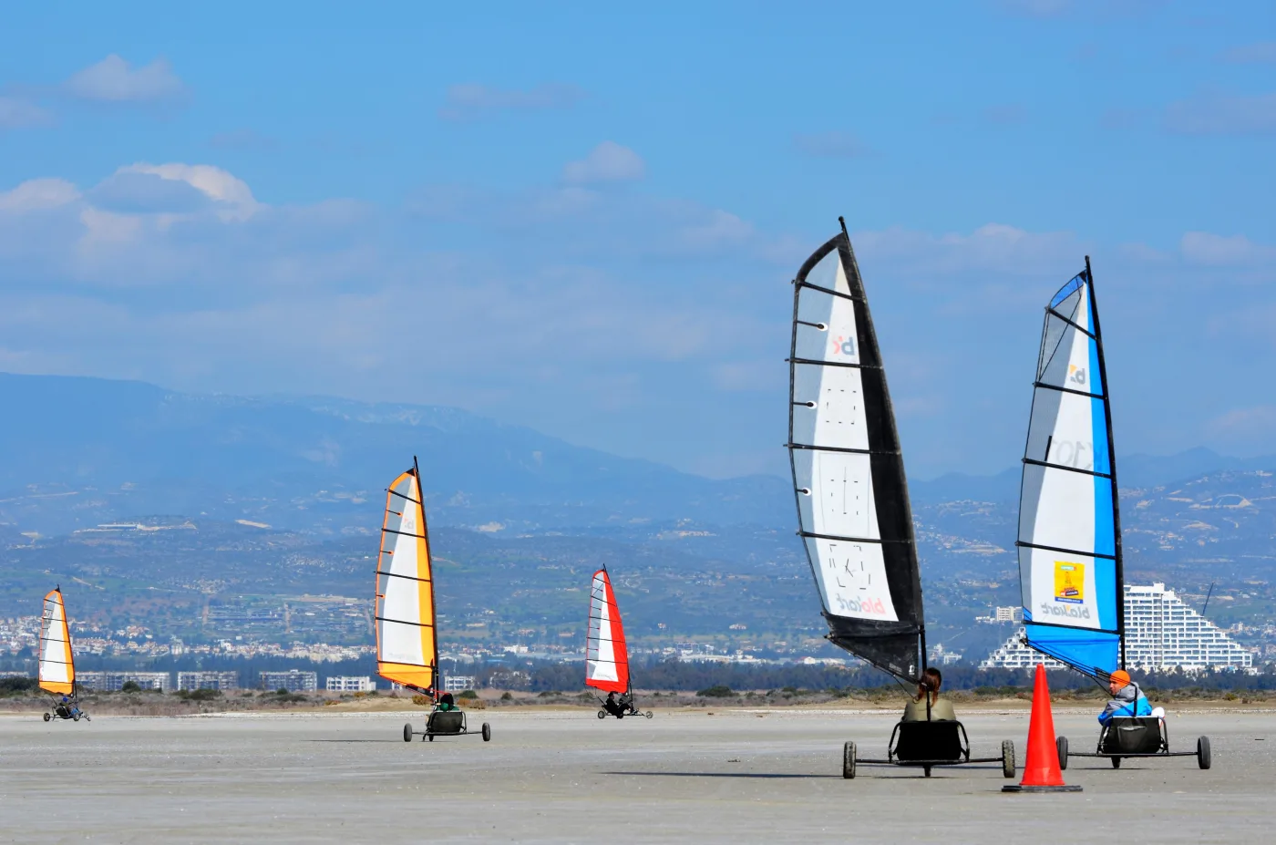 Наземный яхтинг от Blokart Cyprus — лучший подарок на любой праздник!