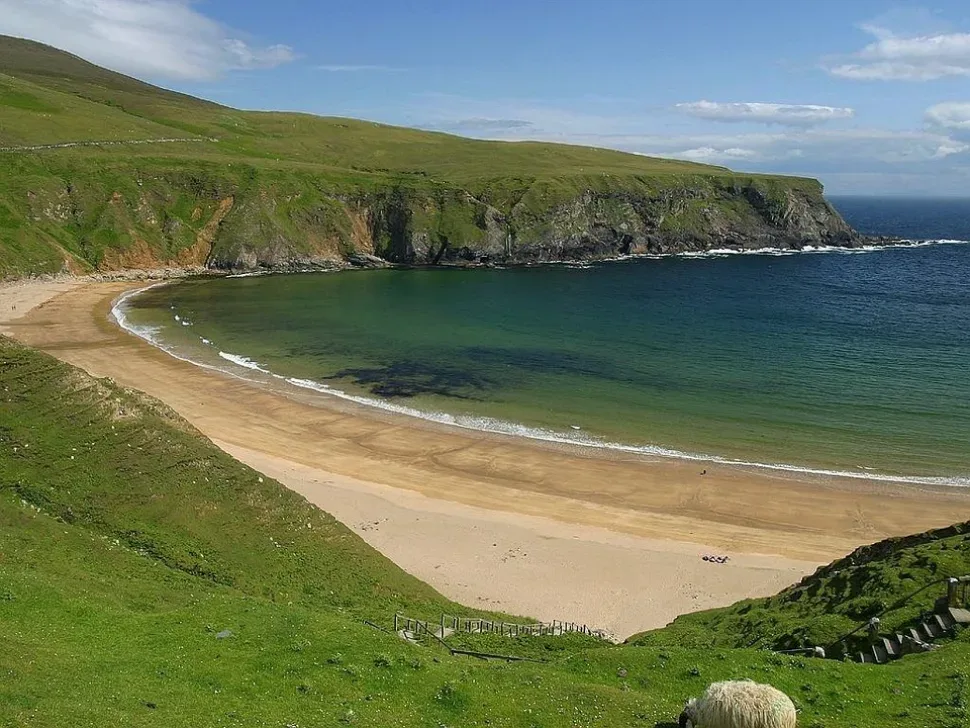Ireland, Bay, Coast, Sea, Green, Reported, Beach