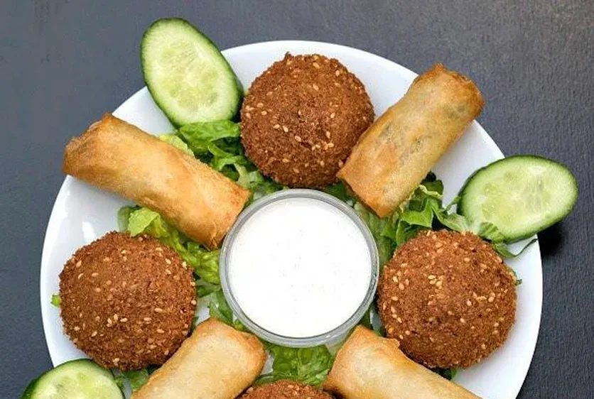 Блюда в ресторане Zaatar Lebanese & Syrian Restaurant
