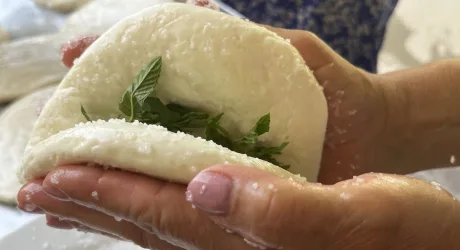 Как приготовить настоящий кипрский халлуми дома