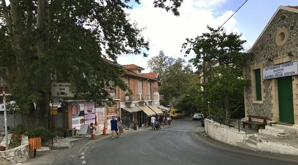 Деревня Платрес в наши дни. Деревня Платрес в наши дни.