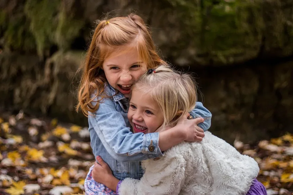 Children, Sisters, Cute, Fun, Girls, Happiness, Happy