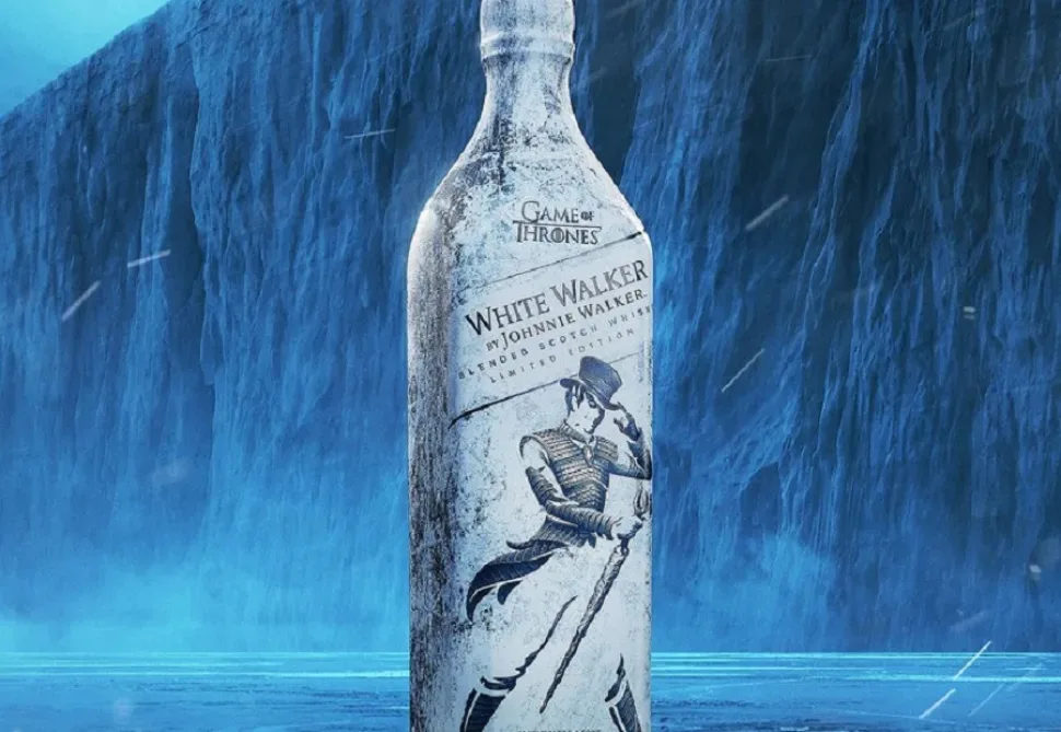 Рекламная бутылка лимитированной серии виски White Walker по мотивам сериала