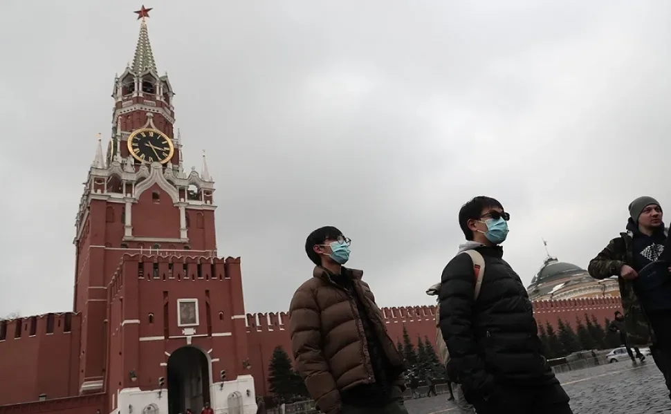 Памятники и музеи в масках: акции и шутки во время карантина: фото 50